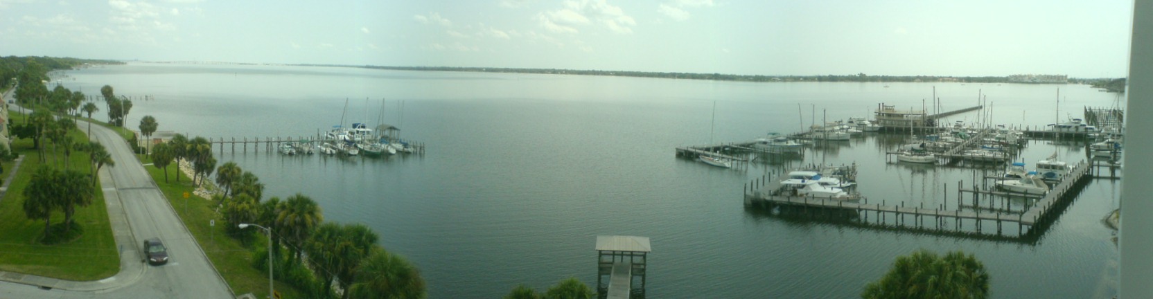 Panoramic view of the Indian River Lagoon from the Cocoa waterfront, the west bank that the Indian River Drive followed.